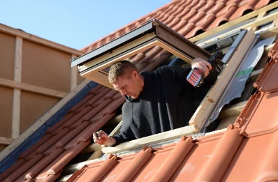 Pose de fenêtres de toit Velux à Molompize